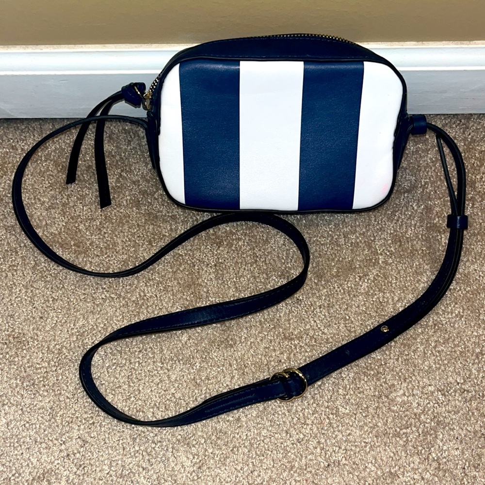 GAP navy/white crossbody purse - Picture 5 of 5
